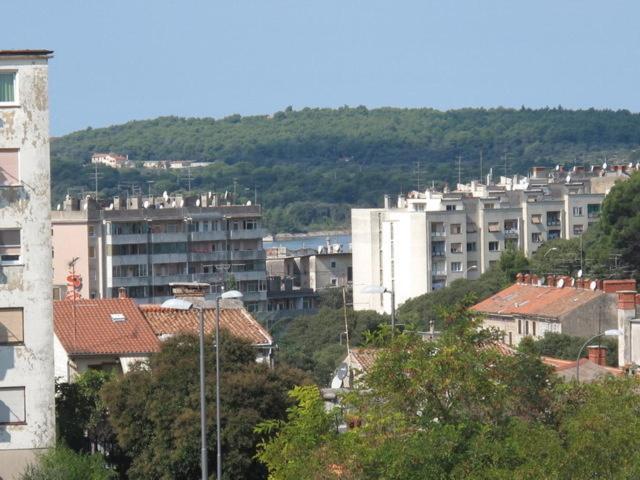Apartment Pula Center - Near The Central Bus Station מראה חיצוני תמונה
